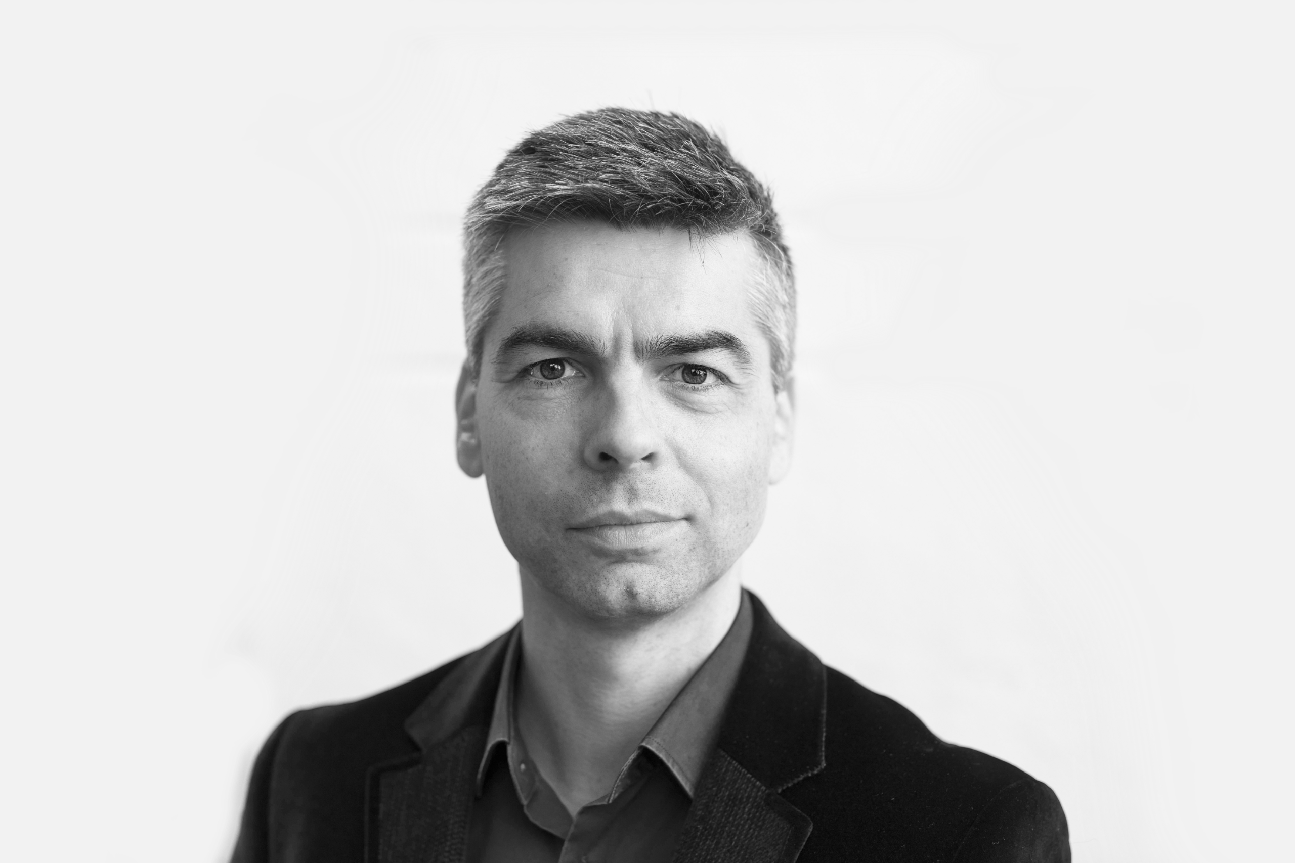 Bart van Lieshout Tenor Solist